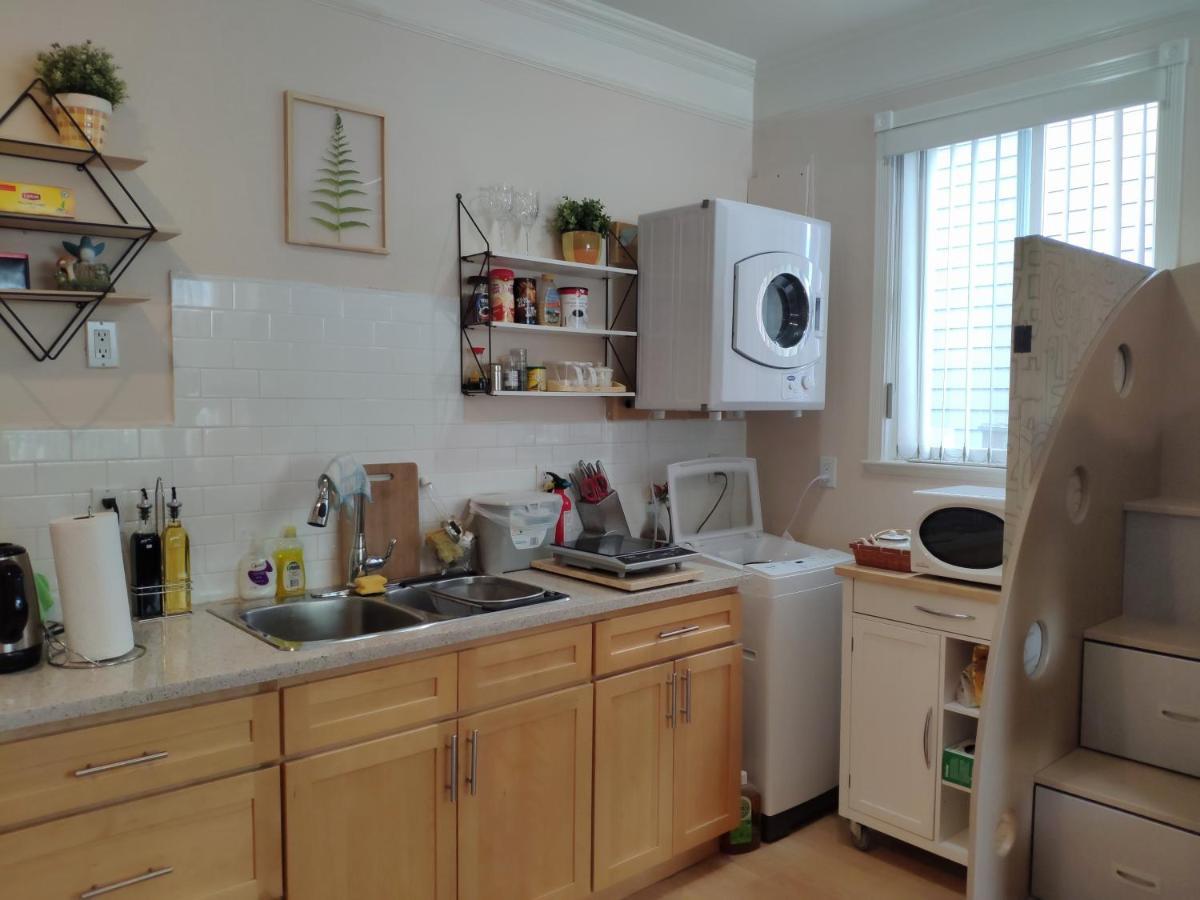 Helen'S House / Close To Skytrain And Airport Ванкувер Экстерьер фото